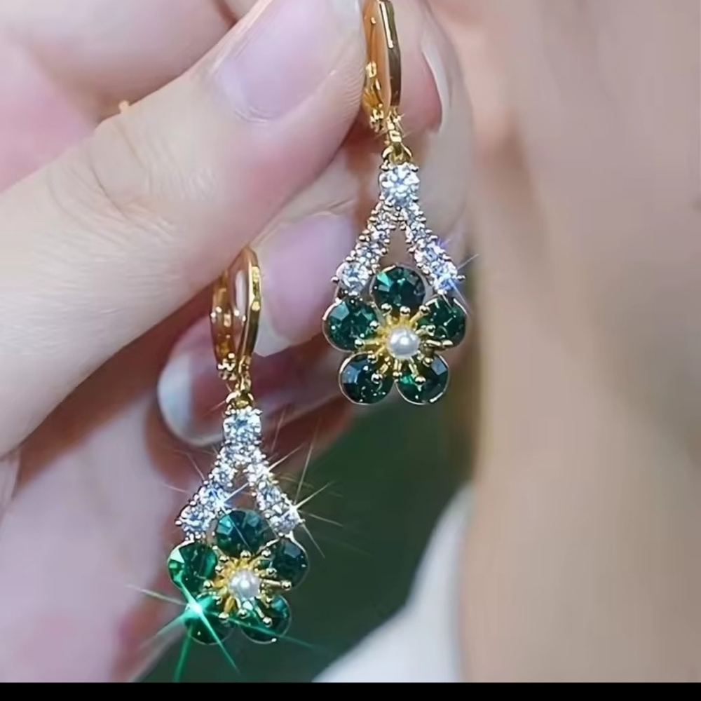 Earrings Green Crystal Flower‎ Dangle New f78